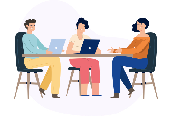 personas estudiando gerencia proyectos